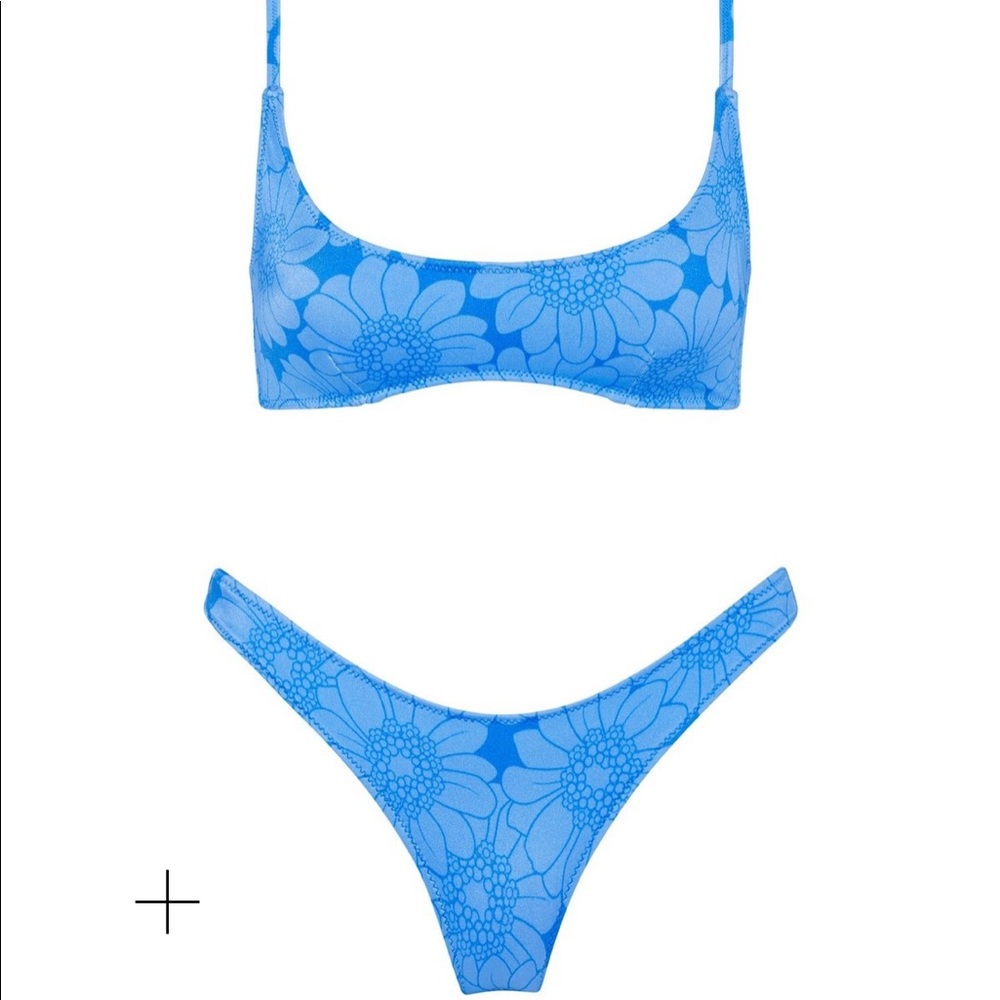 Brand new triangl bikini set “RINA - OCEAN FLORAL”